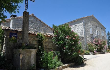 Chambre d'h&ocirc;tes n&deg;21 Grospierres - Ard&egrave;che - photo