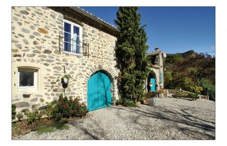 G&icirc;te n&deg;270701 Saint-Martin-sur-Lavezon - Ard&egrave;che - photo
