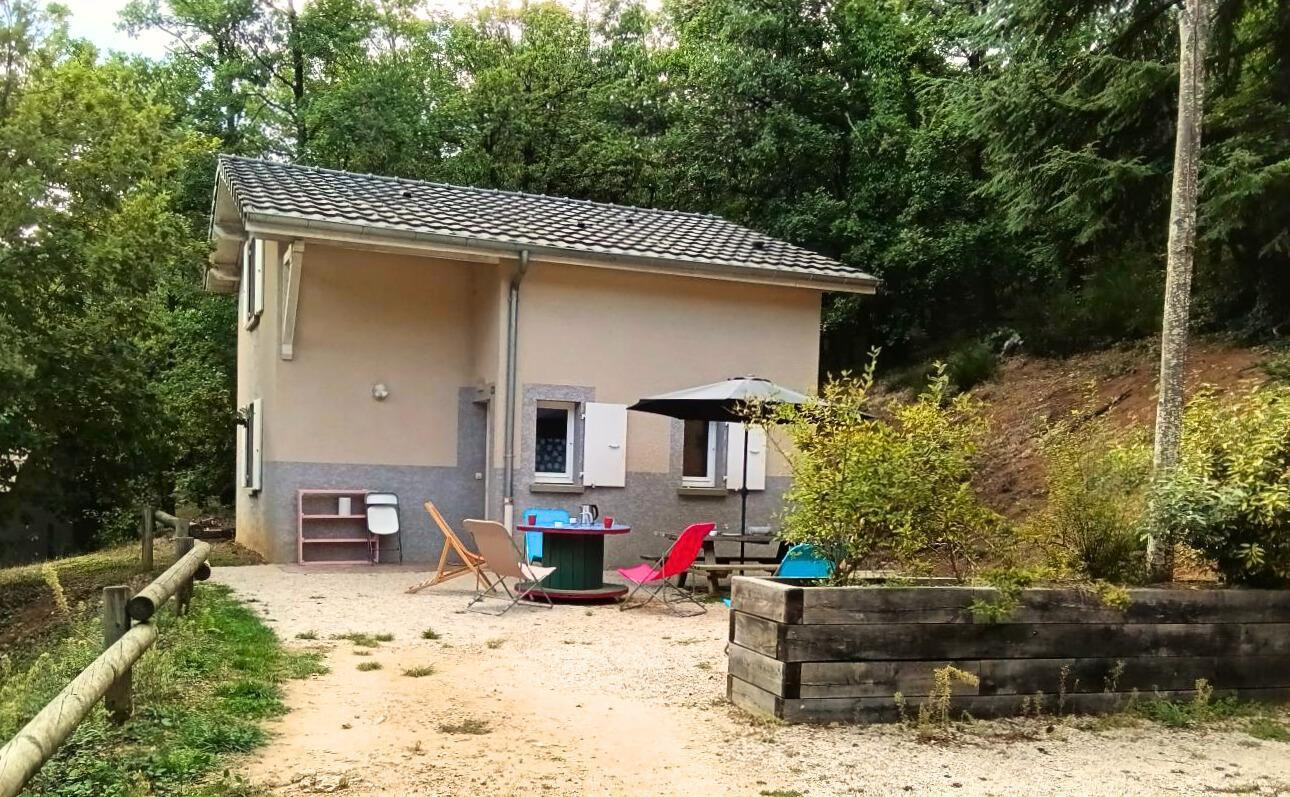 photo 0