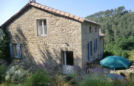 G&icirc;te n&deg;132702 Largenti&egrave;re - Ard&egrave;che - La Ruca 