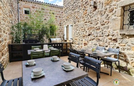 G&icirc;te n&deg;134707 Laurac-en-Vivarais - Ard&egrave;che - La terrasse