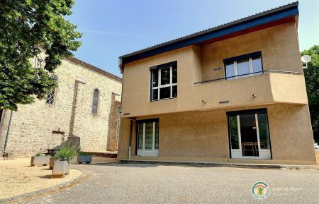 G&icirc;te n&deg;18007 Astet - Ard&egrave;che - Le g&icirc;te Marie au RDC &agrave; droite