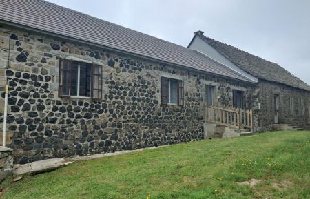 G&icirc;te n&deg;203005 Sagnes-et-Goudoulet - Ard&egrave;che - L'entr&eacute;e aux g&icirc;tes Les Violettes et Myrtilles
