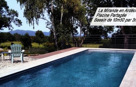 Piscine Partagée. Gîte n°194706 Rochessauve - Ardèche - Piscine Partagée.
