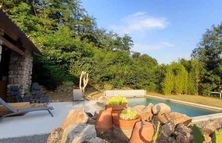 G&icirc;te n&deg;329700 Valgorge - Ard&egrave;che - Piscine privative dans un cadre naturel fort sympathique !
