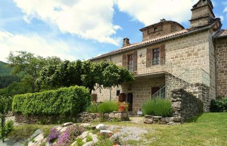 G&icirc;te n&deg;100700 Gravi&egrave;res - Ard&egrave;che - G&icirc;te Mas du Chazel