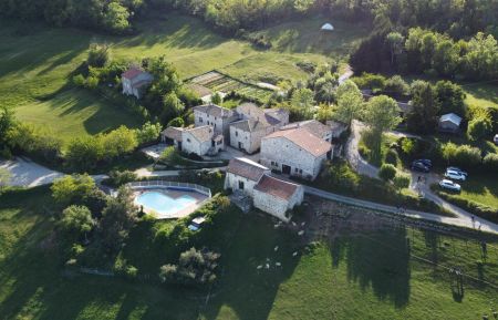 G&icirc;te n&deg;177703 Plats - Ard&egrave;che - photo
