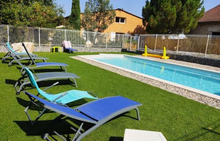 G&icirc;te n&deg;348710 Vog&uuml;&eacute; - Ard&egrave;che - G&icirc;te grande capacit&eacute; avec piscine