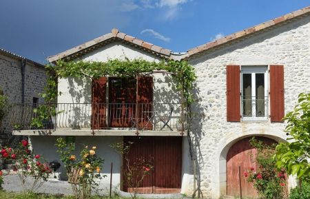 G&icirc;te n&deg;348702 Vog&uuml;&eacute; - Ard&egrave;che - Gite la F&eacute;ni&egrave;re &agrave; l'&eacute;tage.