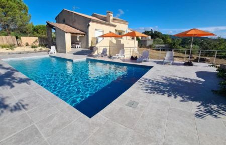 G&icirc;te n&deg;162704 Montr&eacute;al - Ard&egrave;che - La Villa Olivia et sa piscine privative