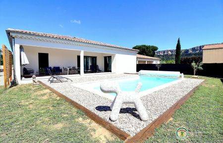 G&icirc;te n&deg;229700 Saint-Didier-sous-Aubenas - Ard&egrave;che - Le g&icirc;te et sa piscine privative